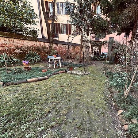 Monolocale In Pieno Centro Milan Exterior photo