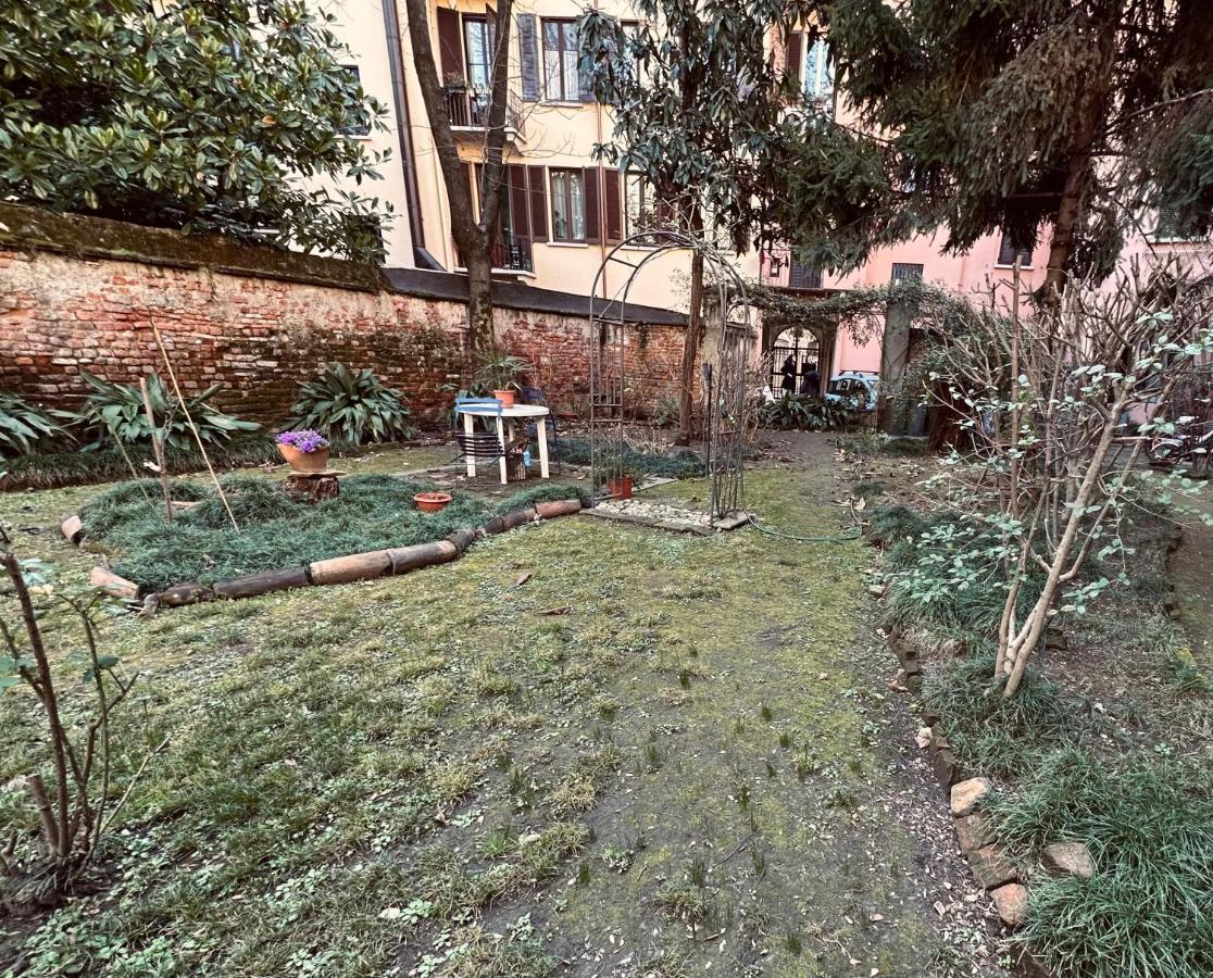 Monolocale In Pieno Centro Milan Exterior photo