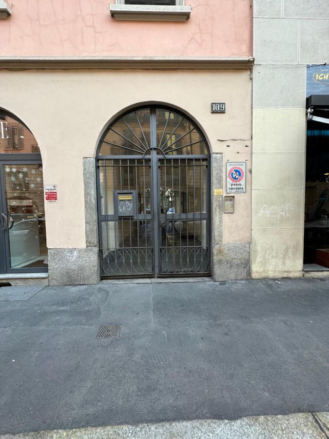 Monolocale In Pieno Centro Milan Exterior photo